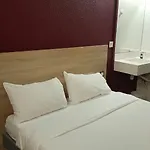 Hotelf1 Etienne