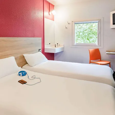 Hotelf1 Etienne Hotel 3*